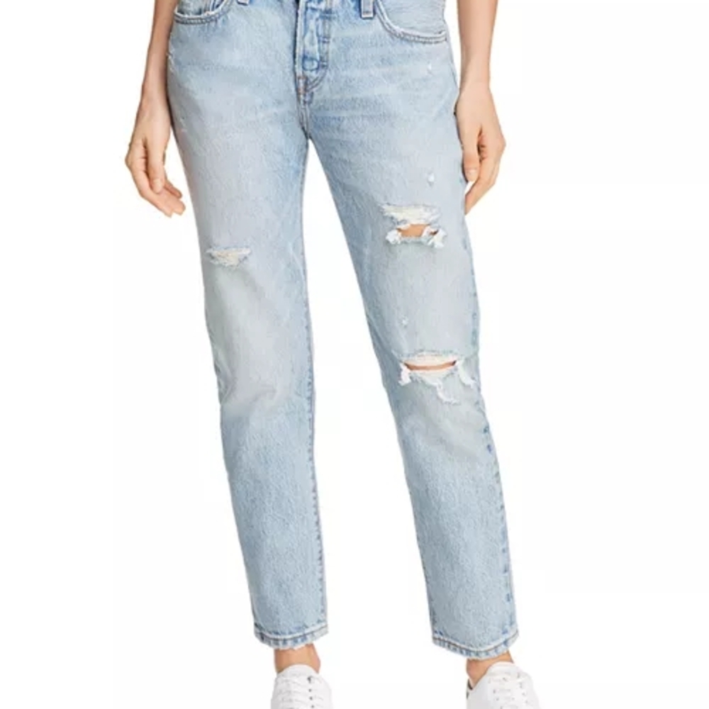 Distressed Light Blue Jeans